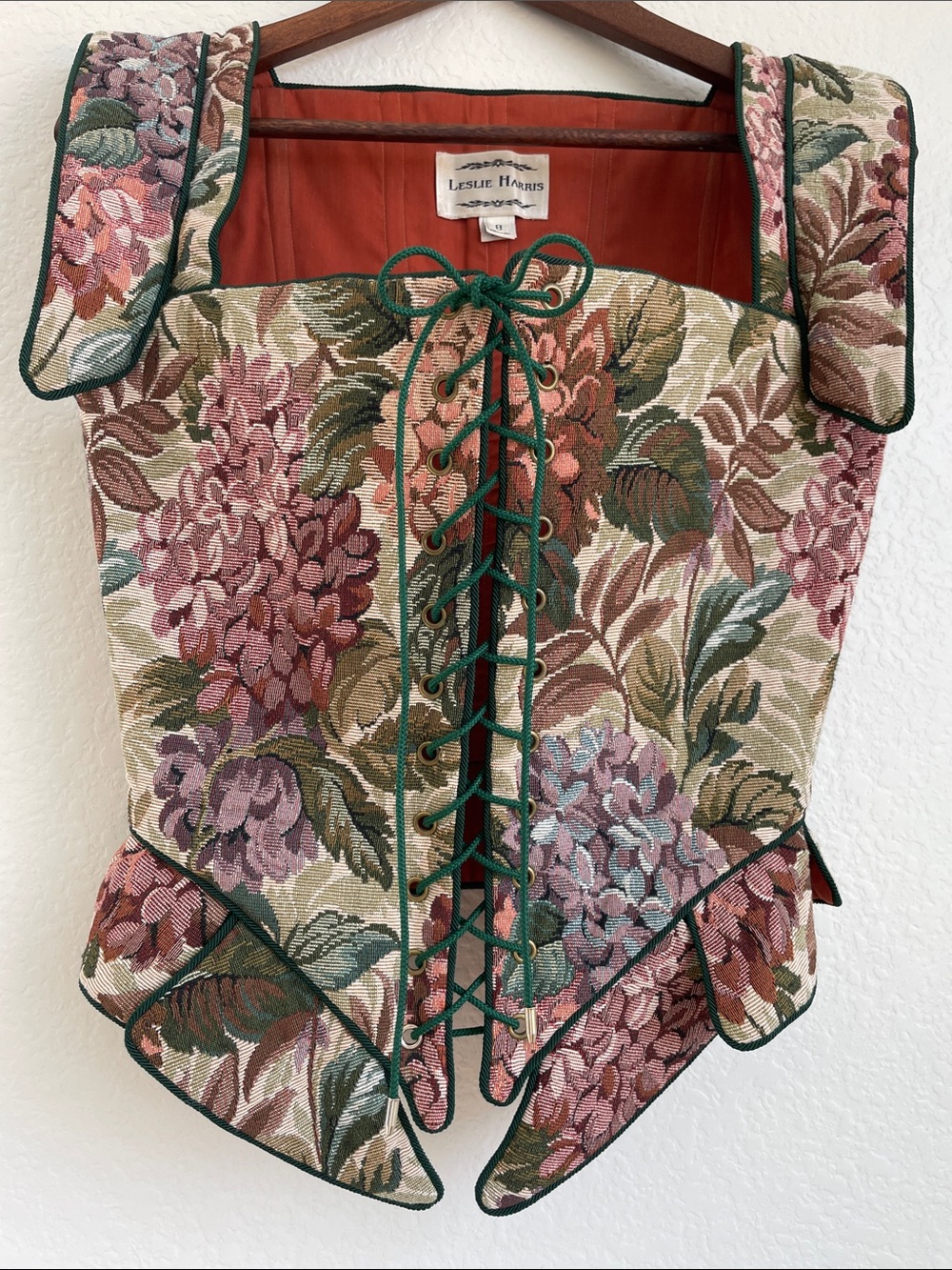 LESLIE HARRIS Floral Tapestry Lace-Up Renaissance Bodice - Picture 15 of 15
